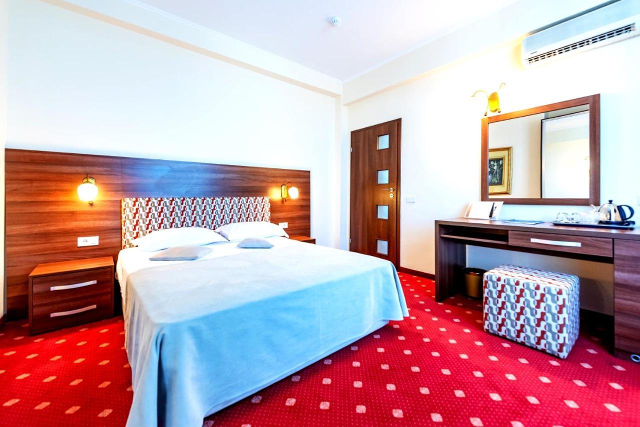 Hotel Minerva Bucarest Extérieur photo